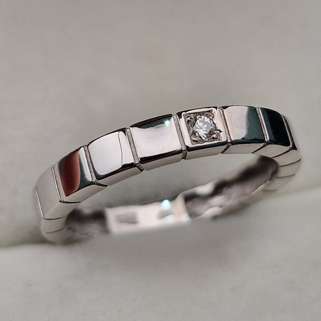 Золотое кольцо с бриллиантами 0.035Ct VS2/I, VG-Cut