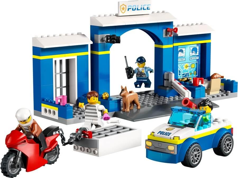 Lego Город Погоня в полицейском участке