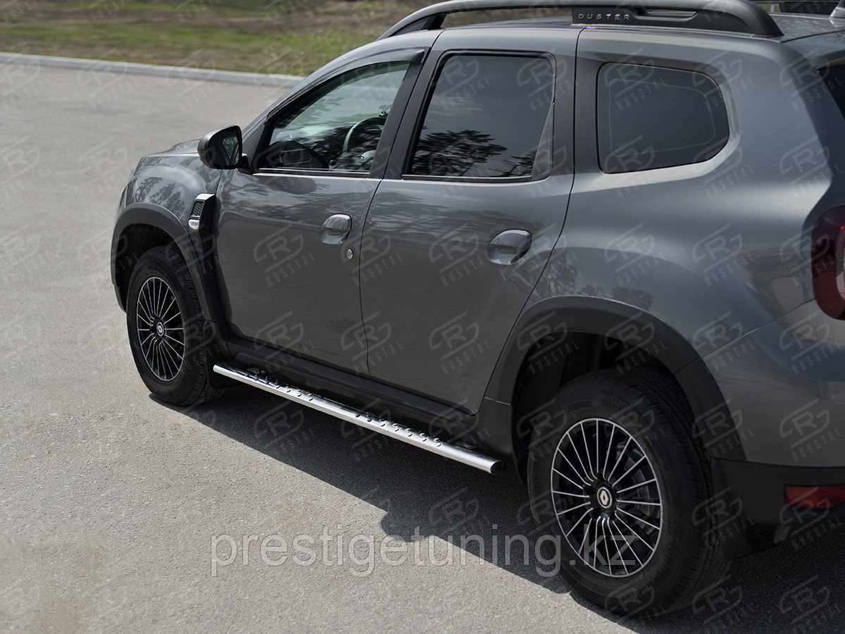 Пороги труба 75х42 овал с проступью Renault Duster 2020-по н.в - фото 1 - id-p106115782