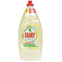 Средство для мытья посуды Fairy "Нежные руки. Ромашка и витамин Е", 900 мл