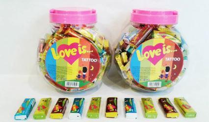 Жевательная конфета Love is с татуировкой 9 гр (100 шт в упаковке)