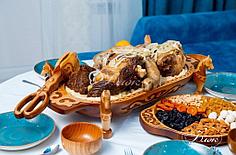 Отличный магазин, обслуживание супер 👌🏿 много ассортиментов, можно сделать заказ, девочки отвечают оперативно и в инсте, и на ватсап! есть доставка по городу 👍🏿 всем советую, Спасибо большое! 