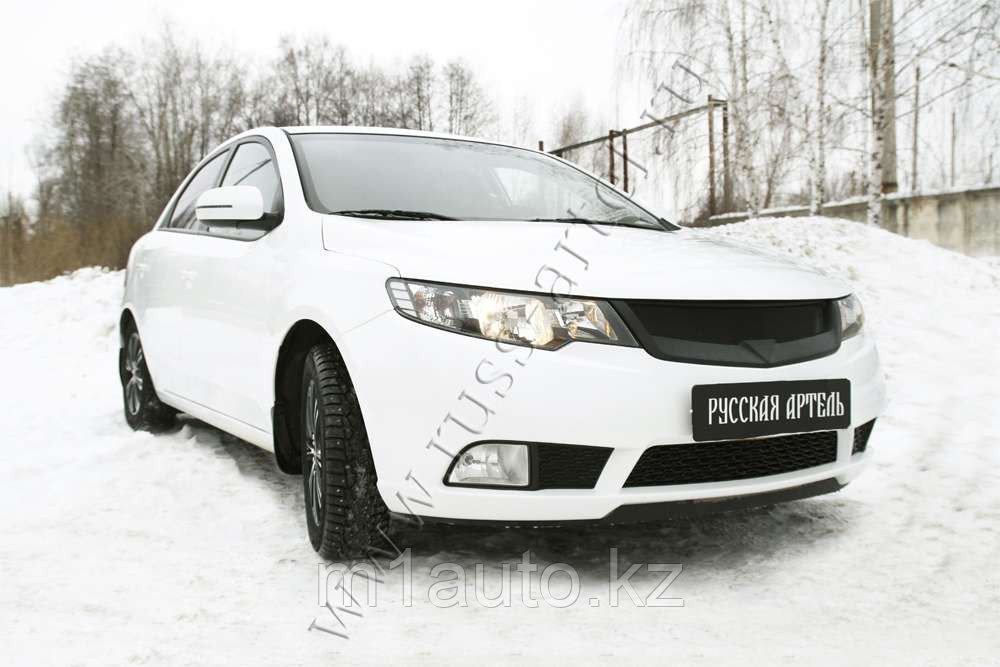 Решётка радиатора KIA Cerato/Киа Церато 2008-2013 - фото 3 - id-p13804308