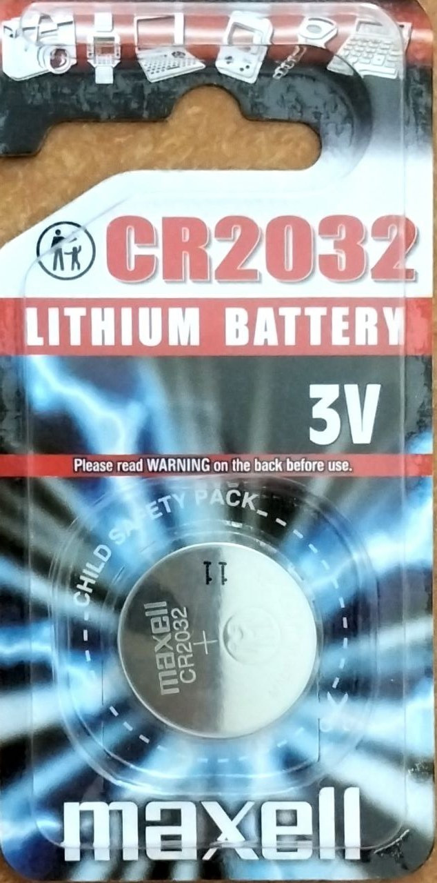 Батарейки таблетки Maxell CR2032.