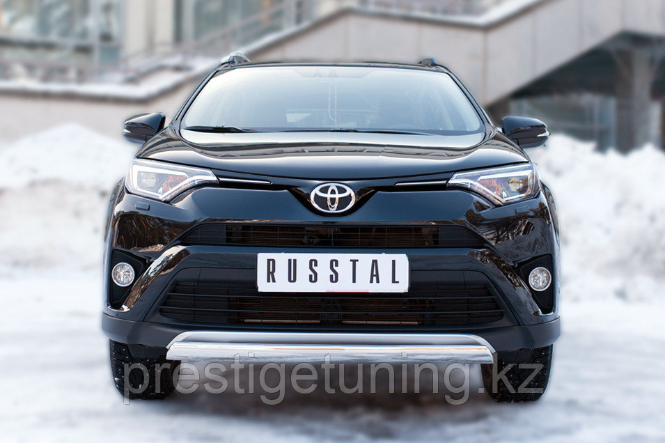 Защита переднего бампера d75х42 (дуга) Toyota RAV 4 2015-19
