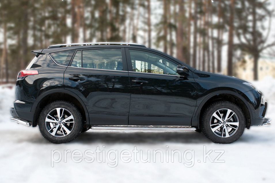 Пороги труба d42 с листом (лист нерж,проф.нерж)(вариант3) Toyota RAV-4 2015-19