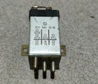 Реле бензонасоса железная короткая маленькая 102 103