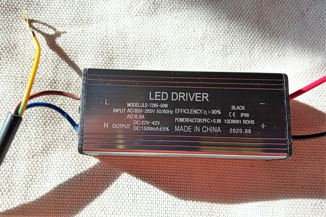 Светодиодный LED драйвер 33 - 63 W 1500 мА  DC22-42V  IP65