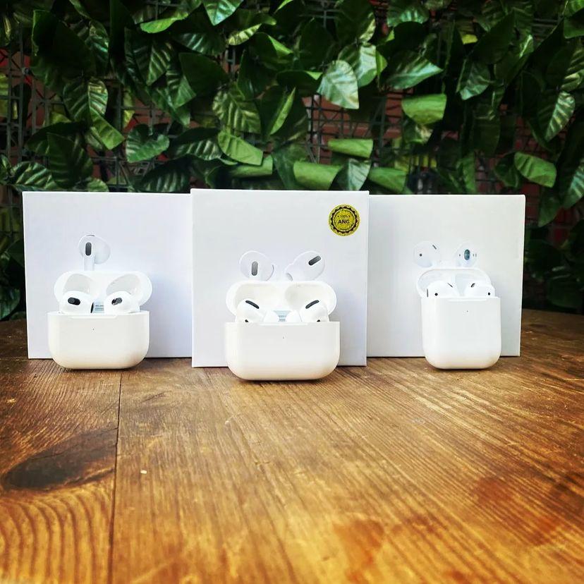 Наушники AirPods 2 (реплика) - фото 5 - id-p106354990