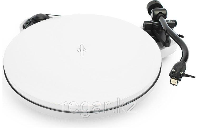 Pro-Ject PRO-JECT Проигрыватель пластинок RPM1 Carbon 2M Red БЕЛЫЙ EAN:9120050435407
