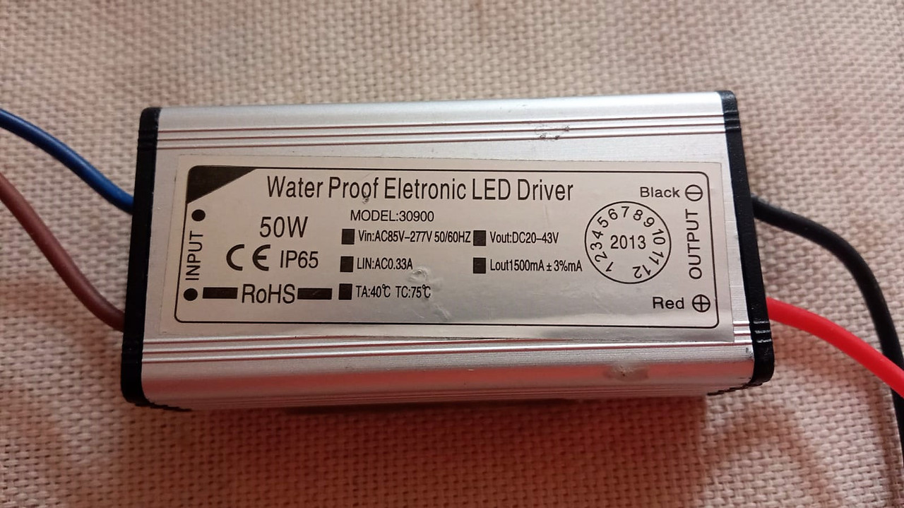 Светодиодный LED драйвер 21 W 750 мА DC28 V IP65