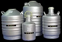 Жидкий азот в сосудах Дьюара