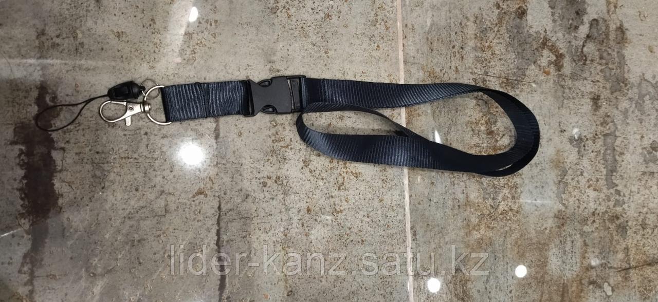 Шнурок для бейджа с пластиковым карабином черный - фото 1 - id-p106385948