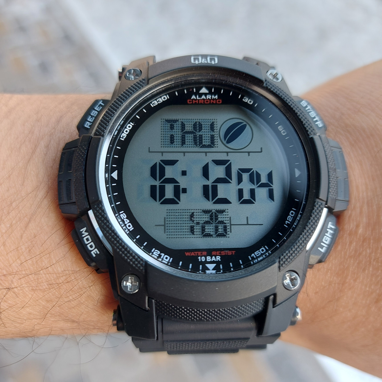 Японские мужские наручные часы Q&Q M119-001. Гарантия. Электронные. Кварцевые. - фото 1 - id-p83890590