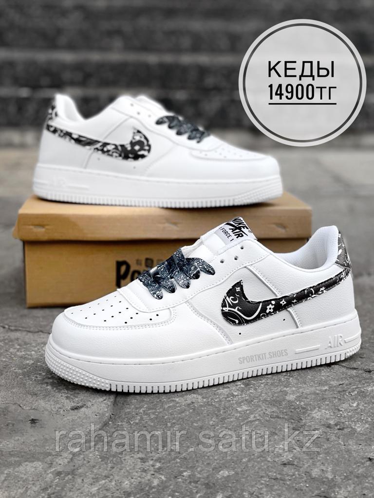 Кеды Nike AF 1 low бел чер узор