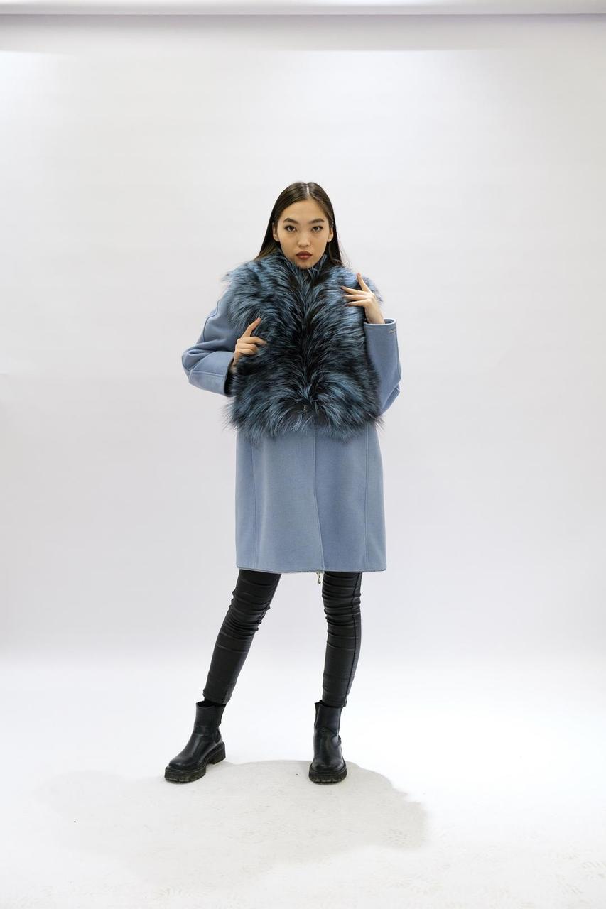 Женское зимнее пальто «UM&H 71622570» голубой