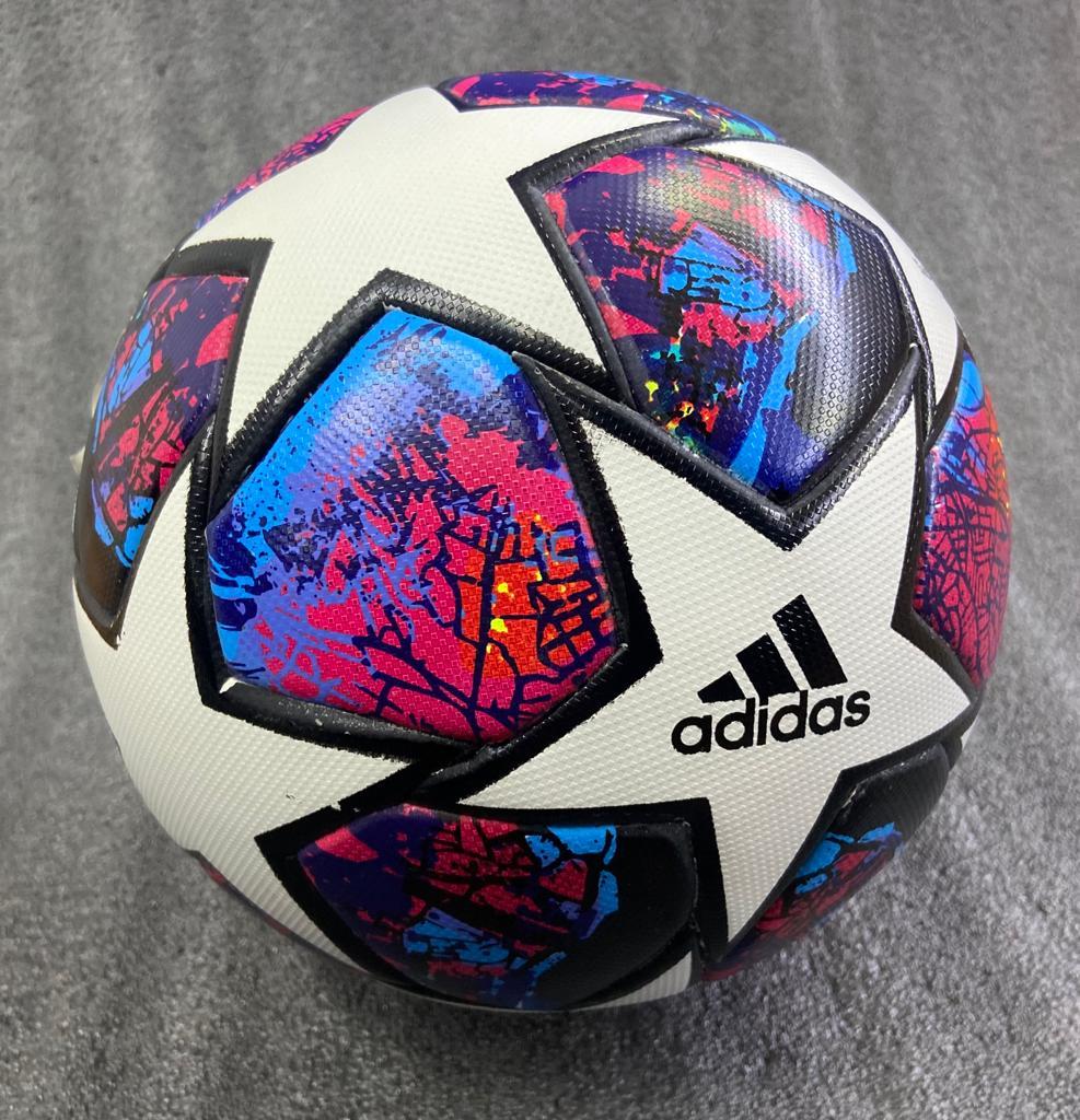 Футбольный мяч Adidas клееный 5 - фото 1 - id-p63361029
