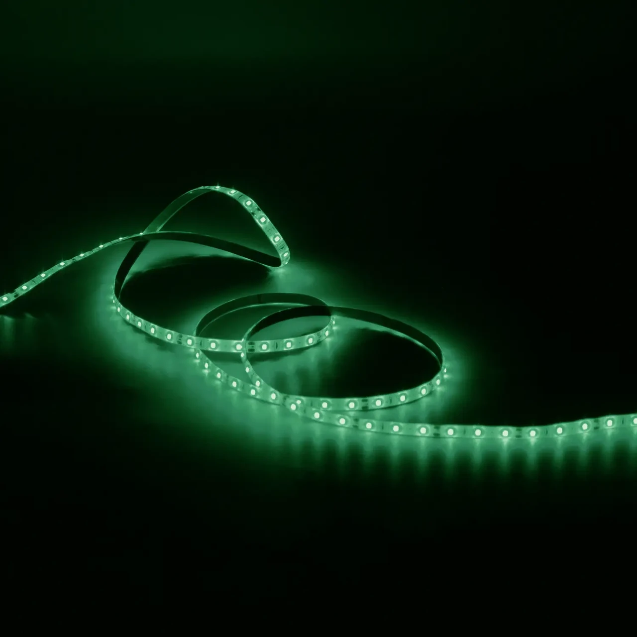 Лента Gauss LED 2835/60-SMD 4.8W 12V DC зеленый IP66 (блистер 5м)