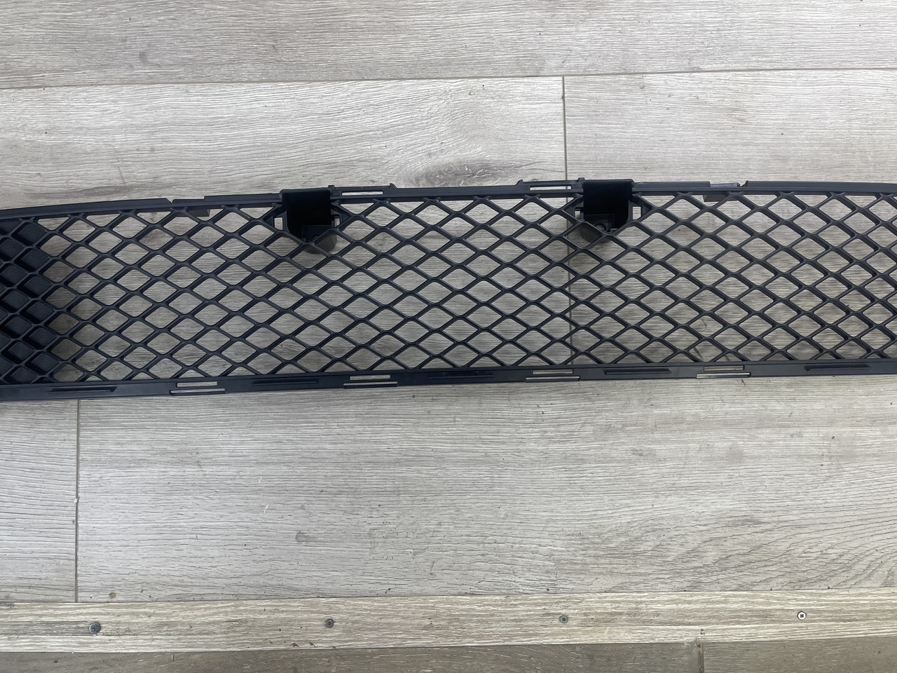 Решотка переднего бампера MMC LANSER 10 (CY2A CY3A CY4A) 6400A827