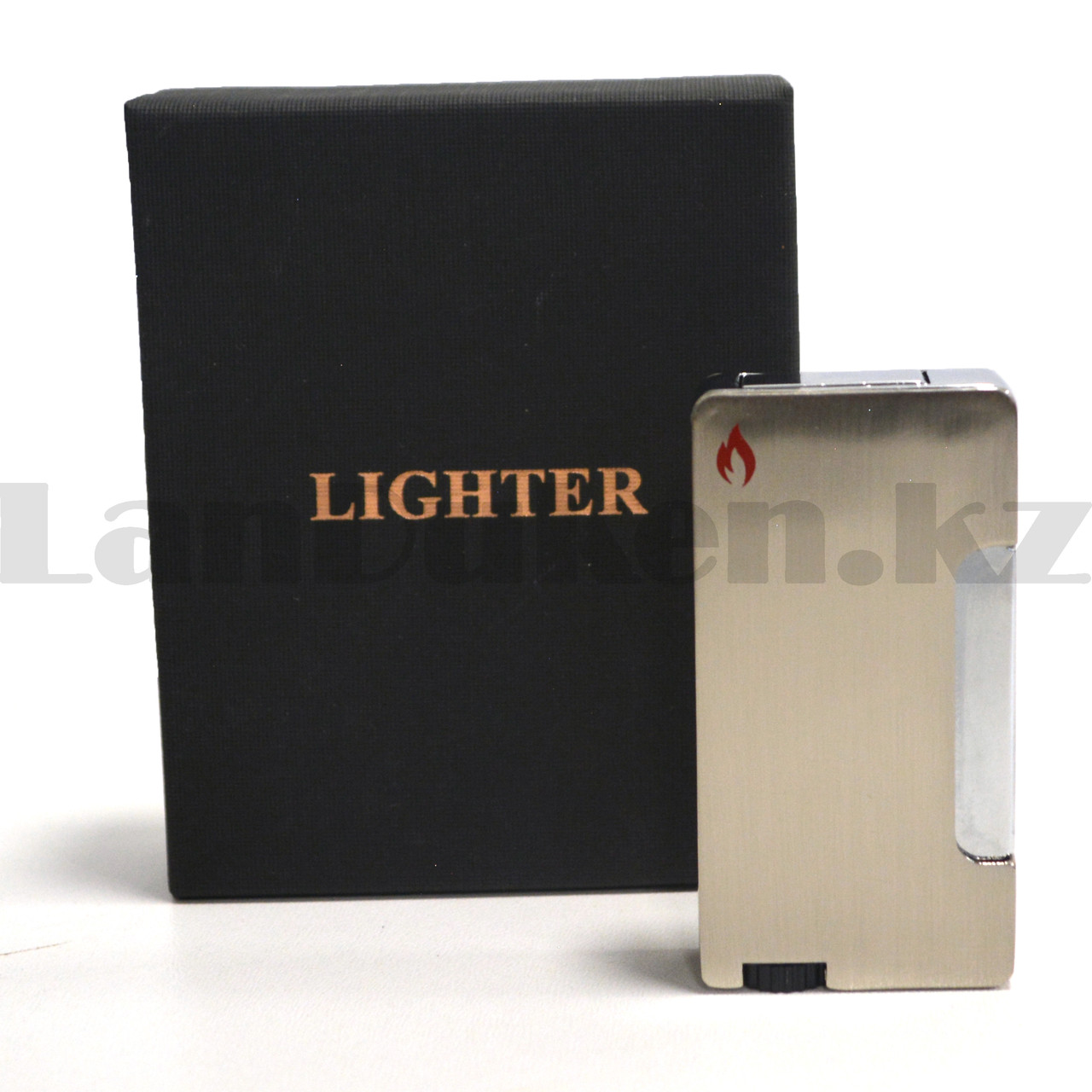 Подарочная зажигалка газовая сувенирная Lighter серебристая - фото 4 - id-p106557447