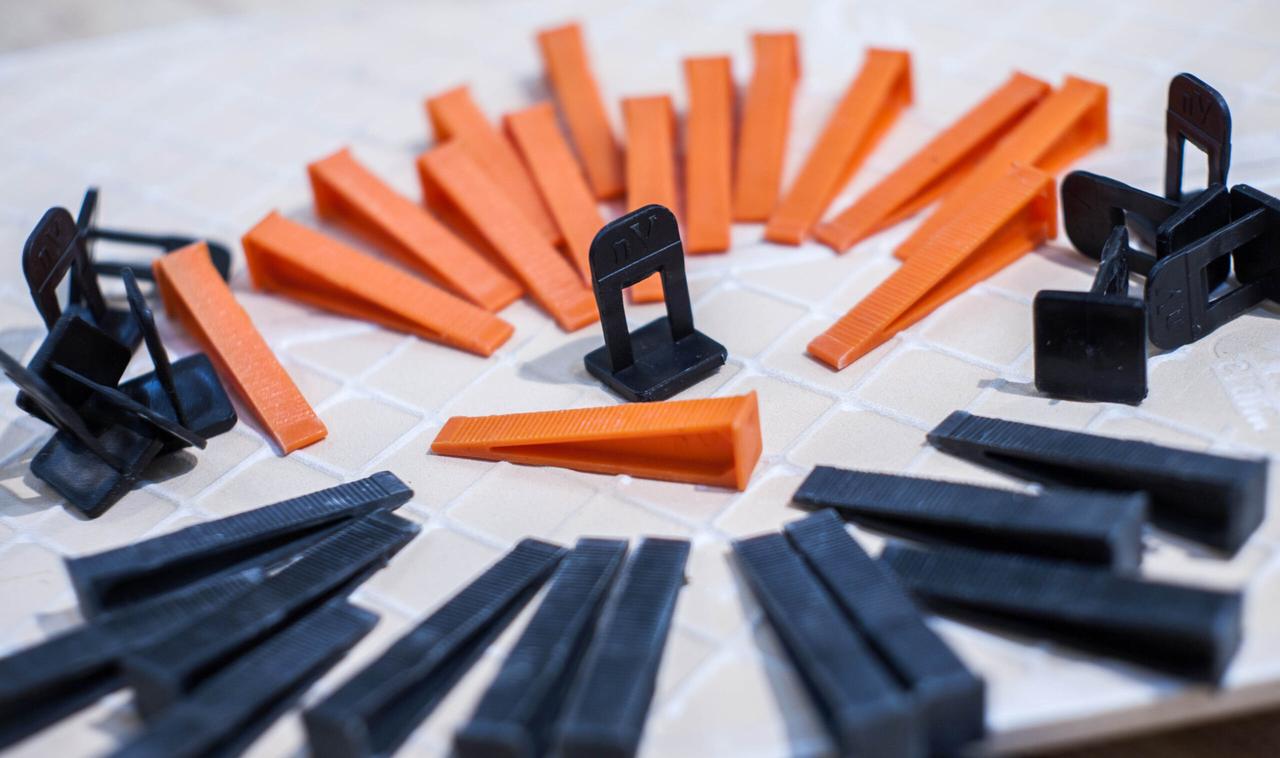 5 свп. Свп зажимы для плитки 1. Система свп для плитки. Свп зажим 1,5 мм (100 шт) level. (синие).