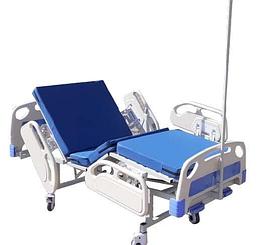 Кровать медицинская функциональная 4-х секционная с винтовой регулировкой, на колесах, спинки-пластик.