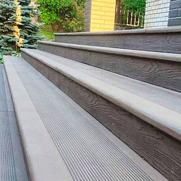 Ступени и подступёнки из ДПК