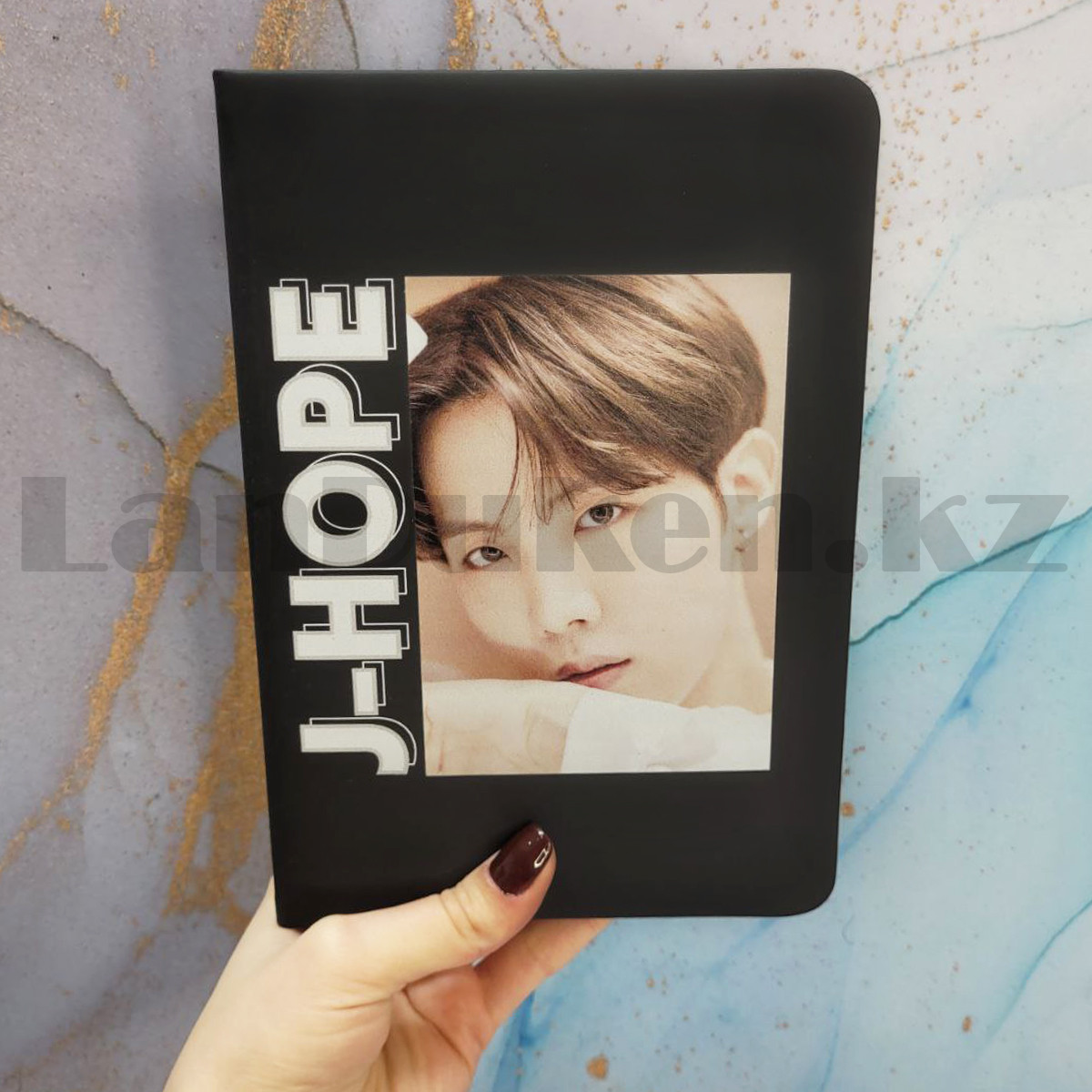 Блокнот BTS J-Hope A5 черный недатированный - фото 2 - id-p106635303