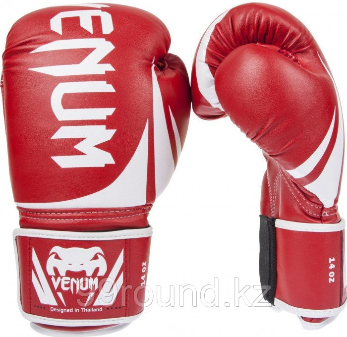 Боксерские перчатки Venum Challenger 2.0 14 oz красный