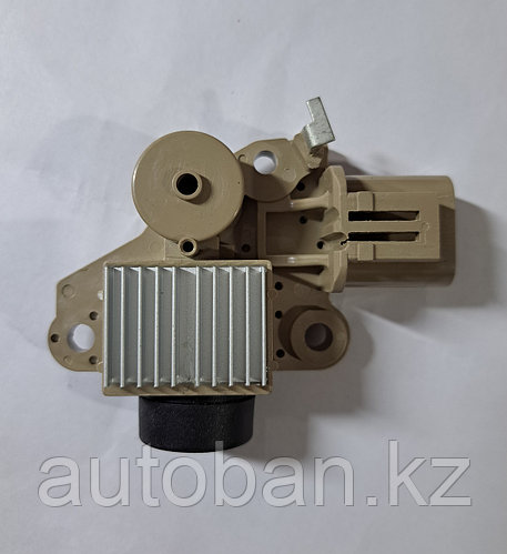 Реле-Регулятор Генератора 12v Kia: Sorento, Sephia 70a (L, S) GENON ELECTRIC арт