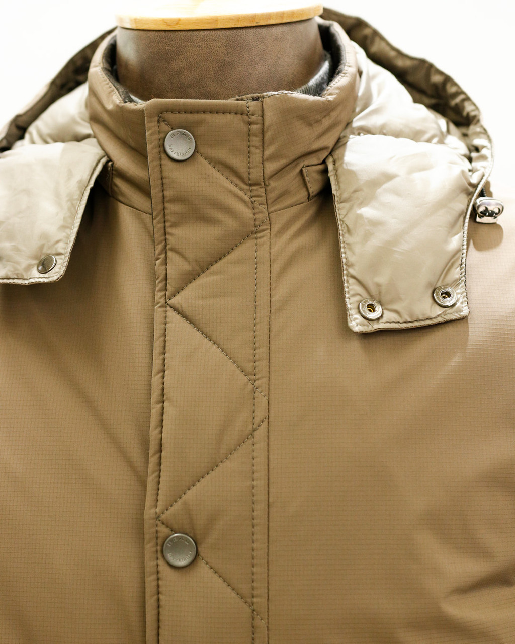 Мужская зимняя куртка «UM&H 43307114» бежевый - фото 2 - id-p106732748