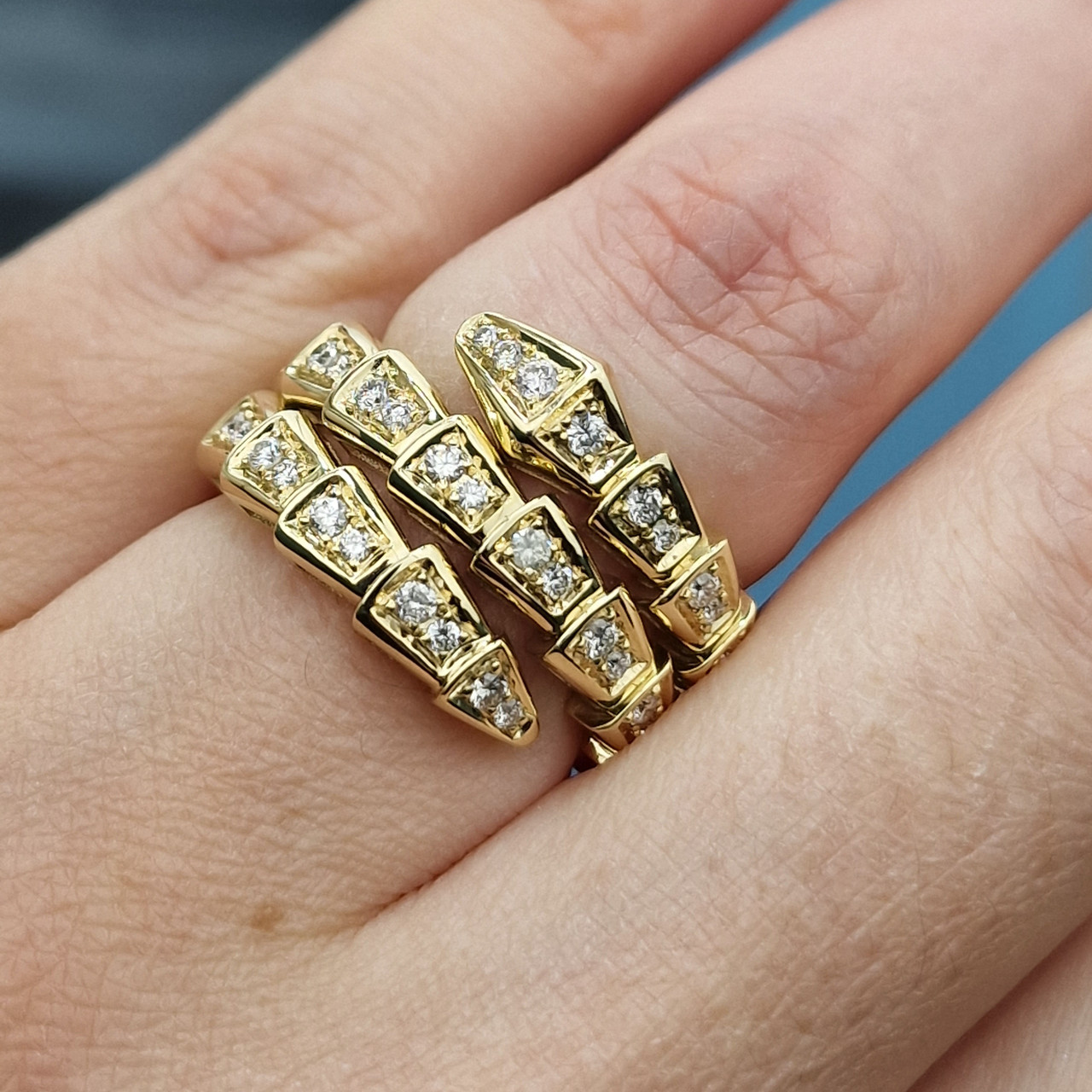 Золотое кольцо с бриллиантом 0,96 Сt VS2-SI1/H  VG-Cut