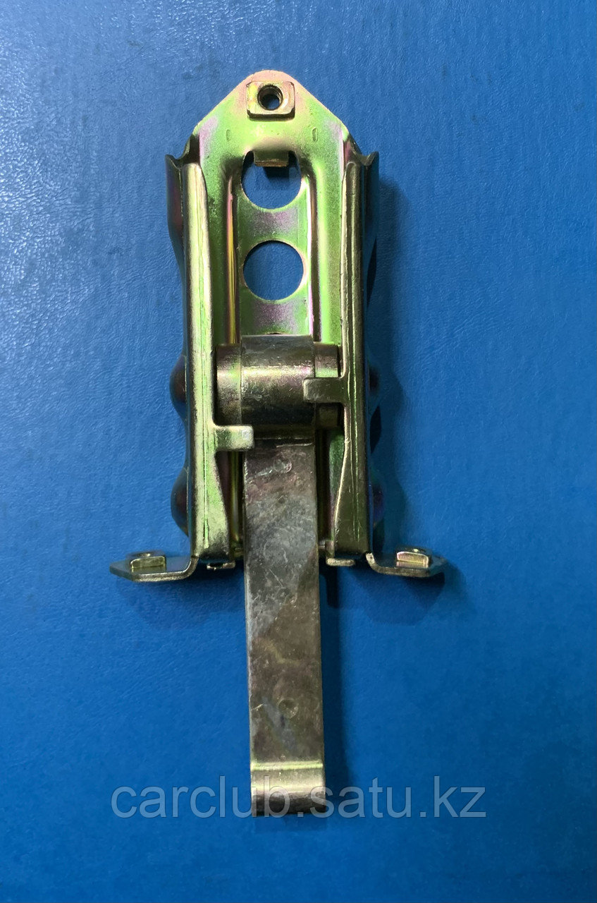 Mercedes-Benz W124/W201 кронштейн двери (ограничитель), новый (id ...