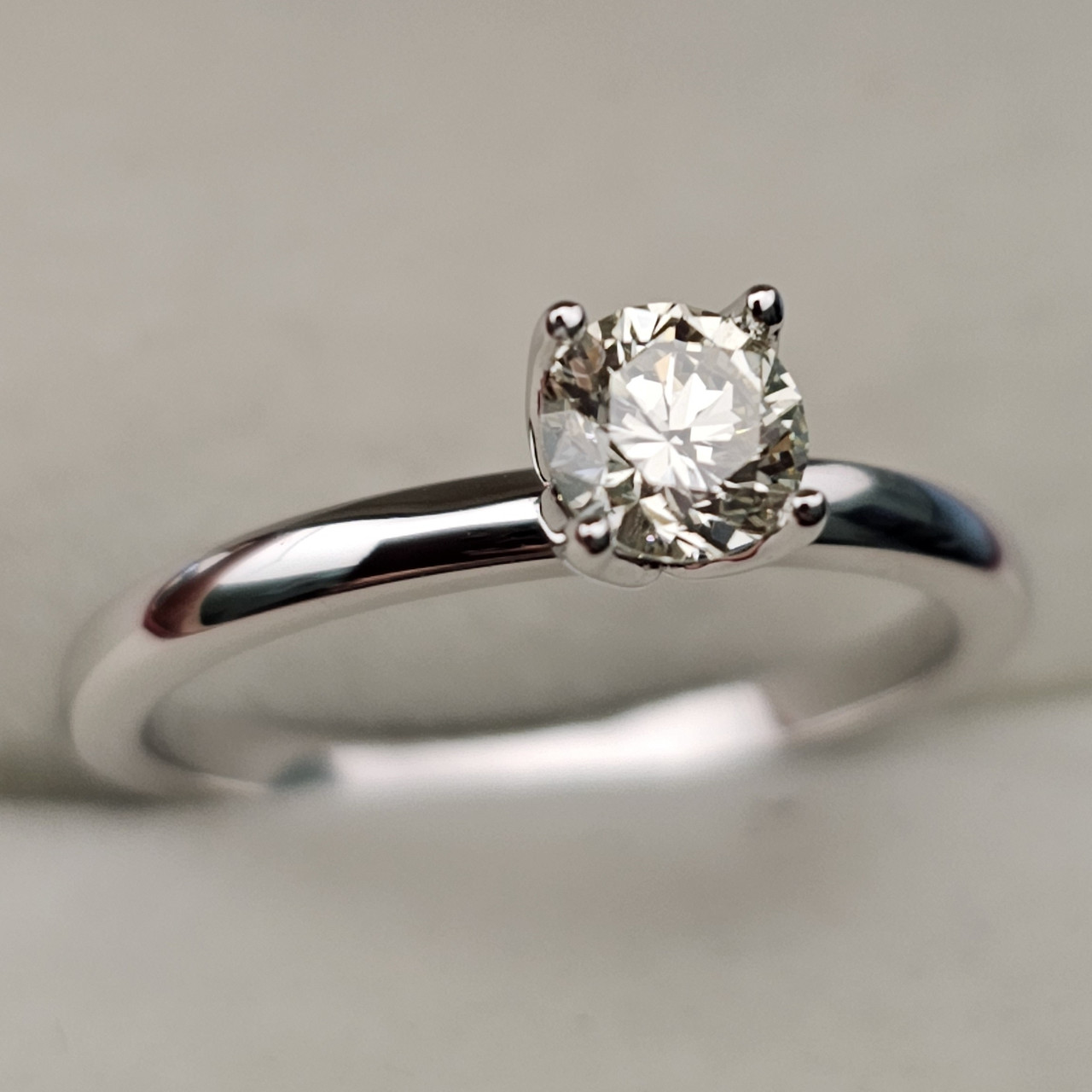 Золотое кольцо с бриллиантами 0,41 Сt VS1/K   Ex-Cut