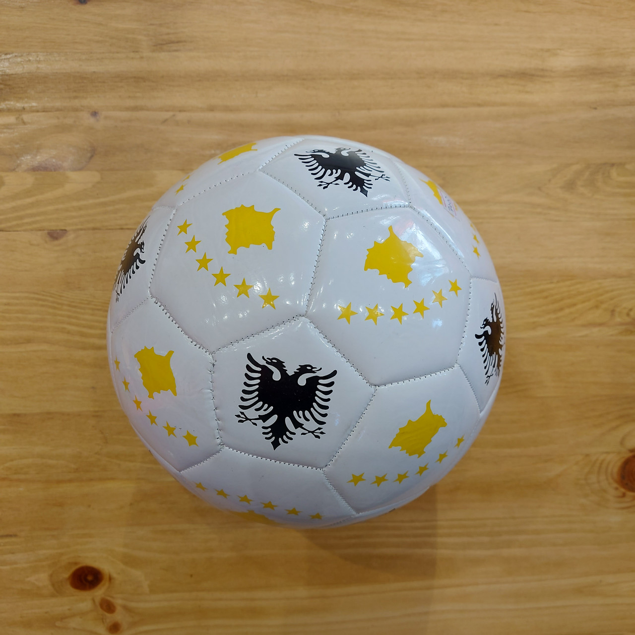 Футбольный мяч "Орел". Белый.