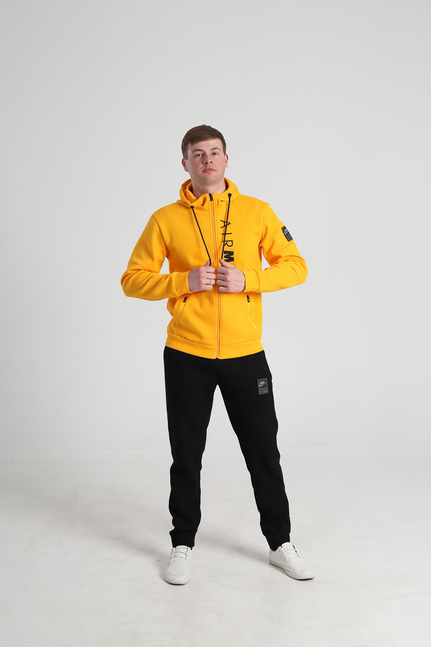 Мужской спортивный костюм желтый с черным