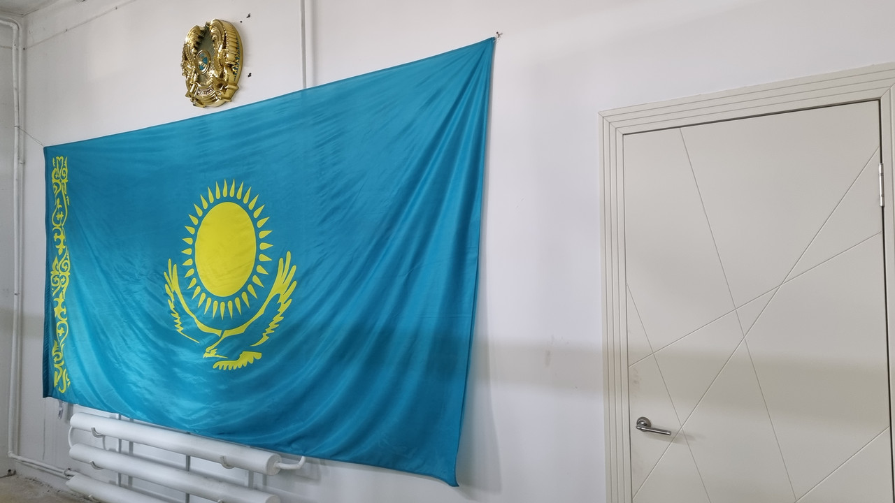 Флаг Республики Казахстан, размер 2*4 м, политекс, шелкография - фото 2 - id-p97199366