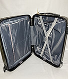 Большой пластиковый дорожный чемодан на 4-х колёсах "Longstar". Высота 74 см, ширина 47 см, глубина 29 см., фото 4