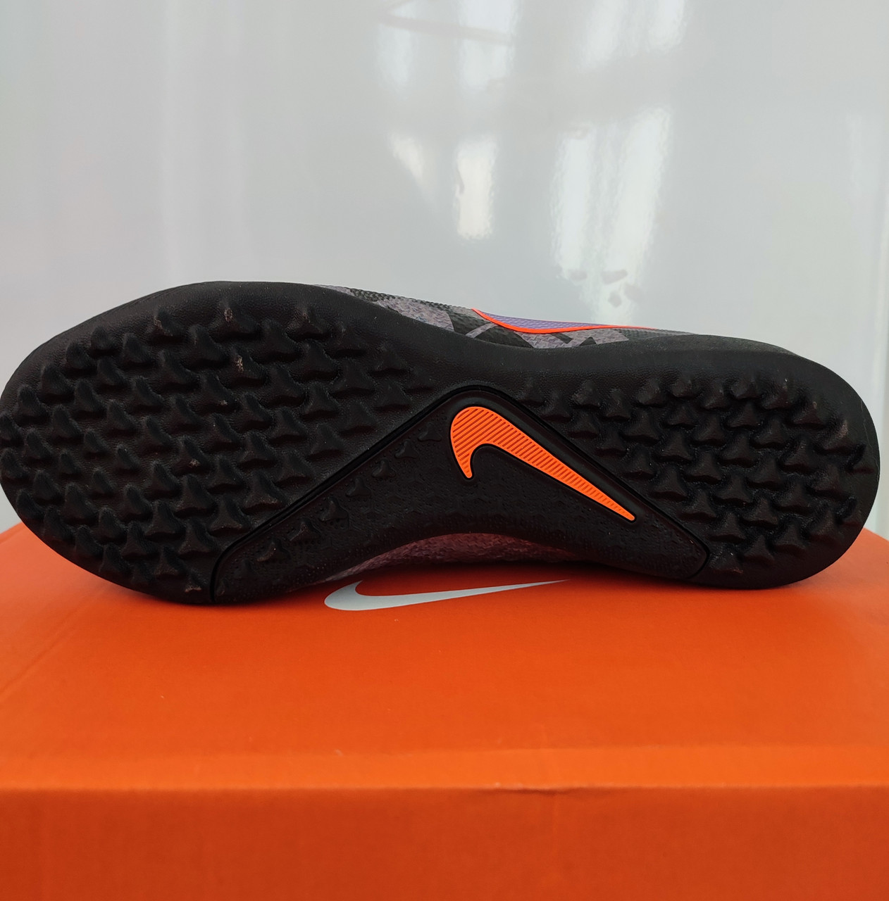 Бутсы футбольные сороконожки Nike Fantom VSN A03262-080 - фото 5 - id-p106996142
