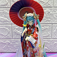 Статуэтка Хацунэ Мику (в красной юкате), фото 2