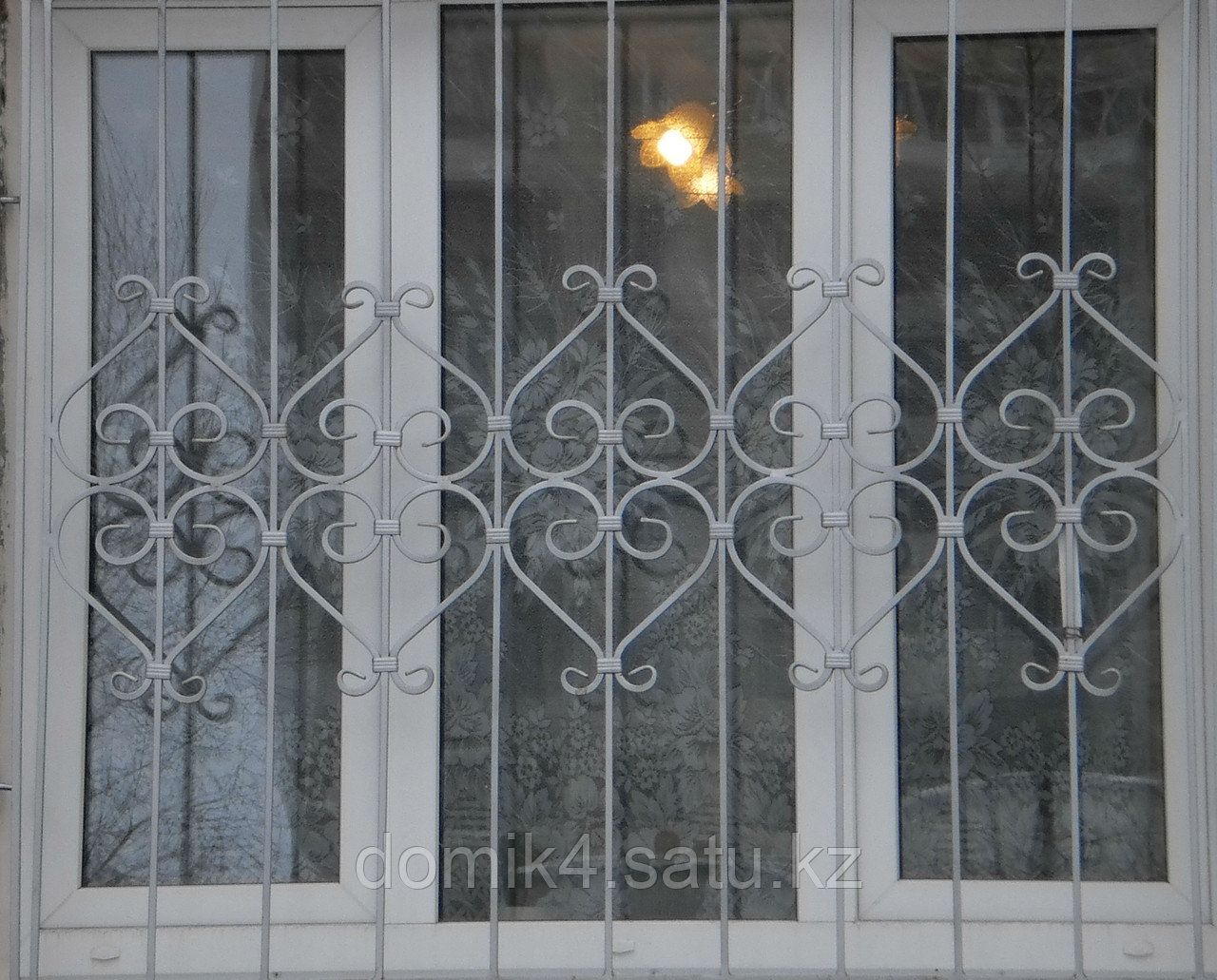 Кованые решётки на окна №4 - фото 3 - id-p107147399