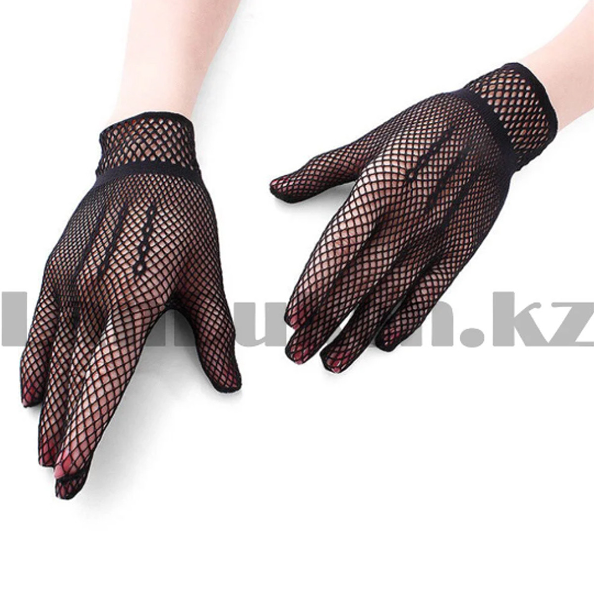 Перчатка Сетка капроновые с вышивкой и с ноготочками в ассортименте черные