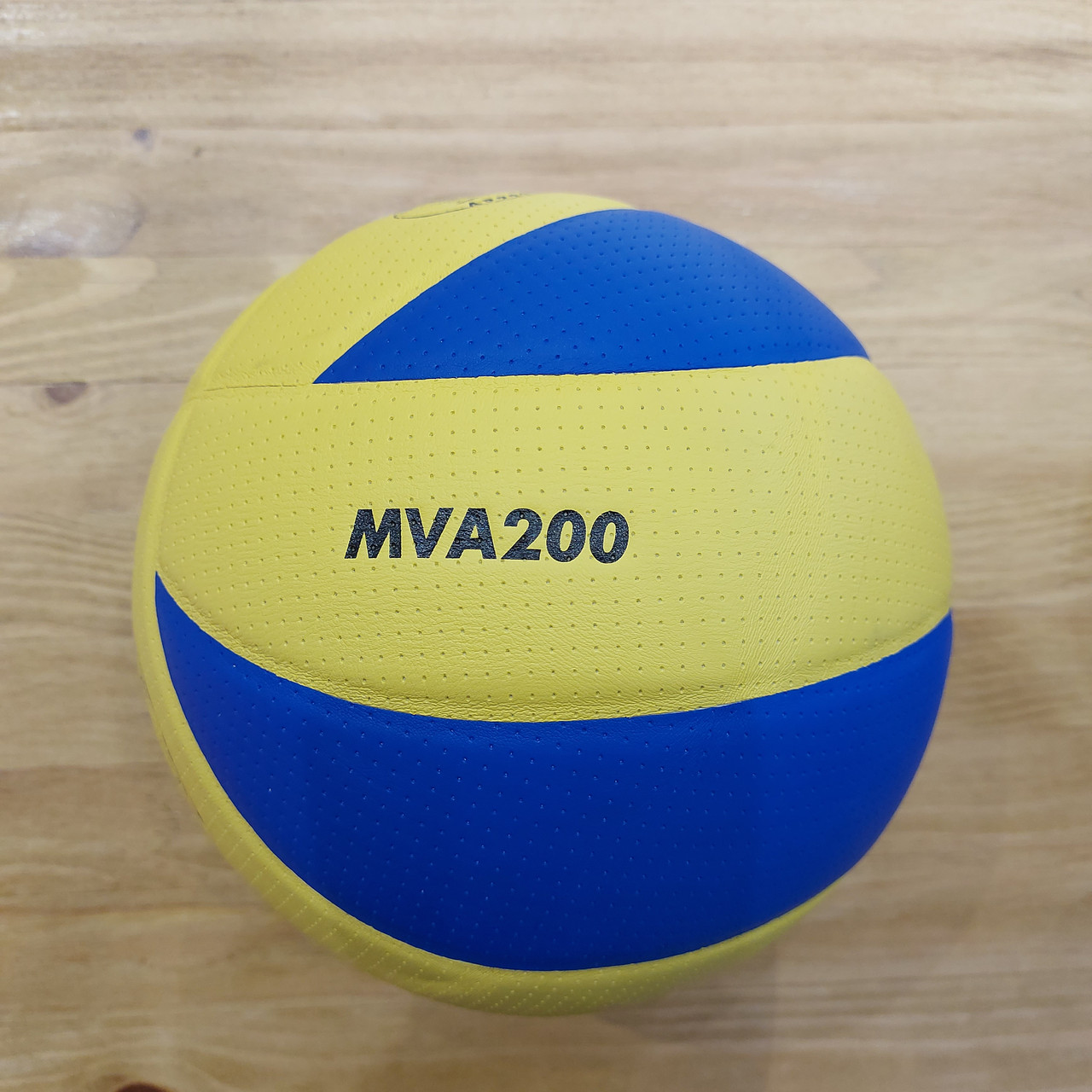 Оригинальный волейбольный мяч "Mikasa" MVA200. Made in Japan. Профессиональный. - фото 4 - id-p107191731
