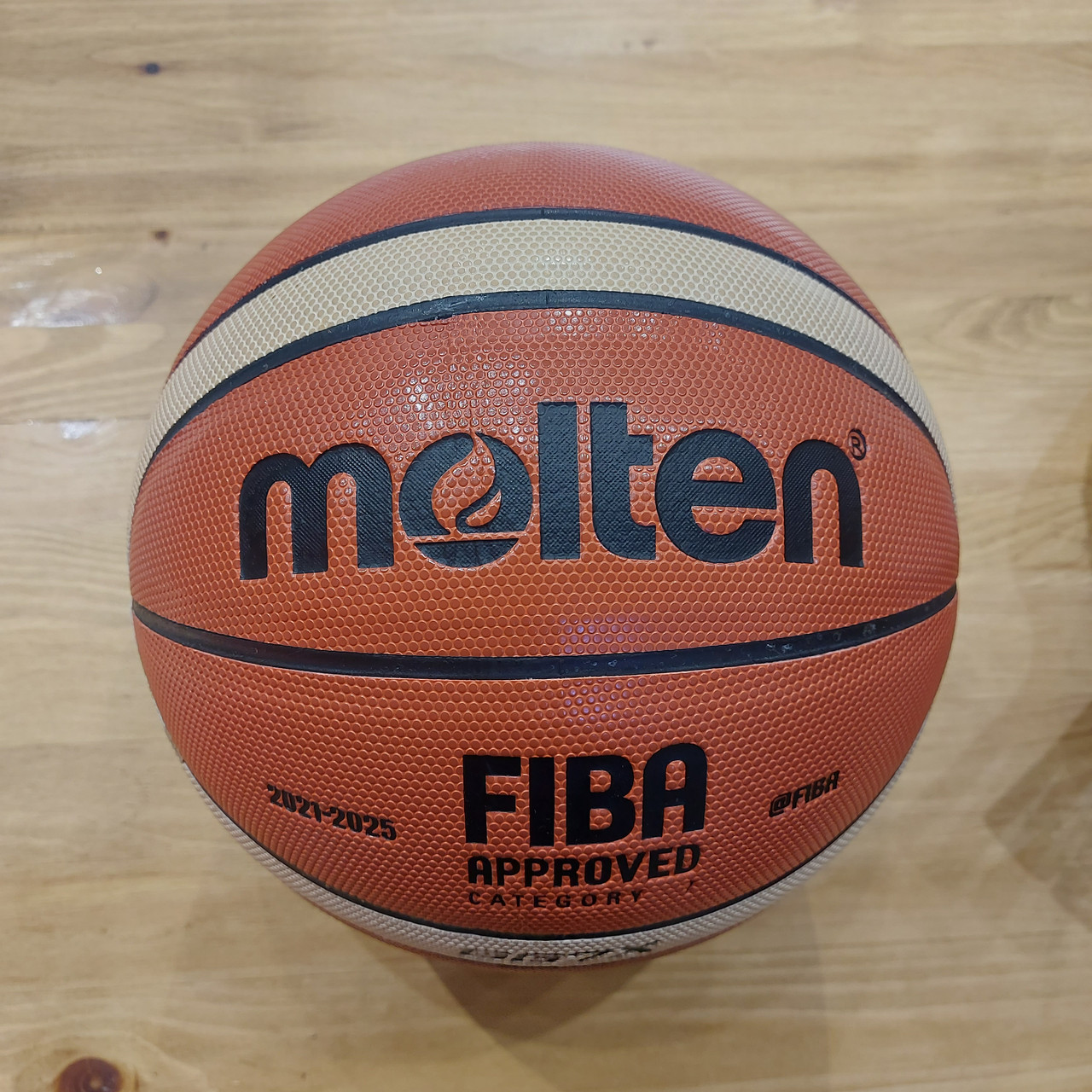 Оригинальный Баскетбольный мяч "Molten" GG7X. Official Basket Ball. Size 7. - фото 1 - id-p107192004