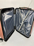 Маленький пластиковый дорожный чемодан на 4-х колёсах "Longstar". Высота 54 см, ширина 35 см, глубина 22 см., фото 6