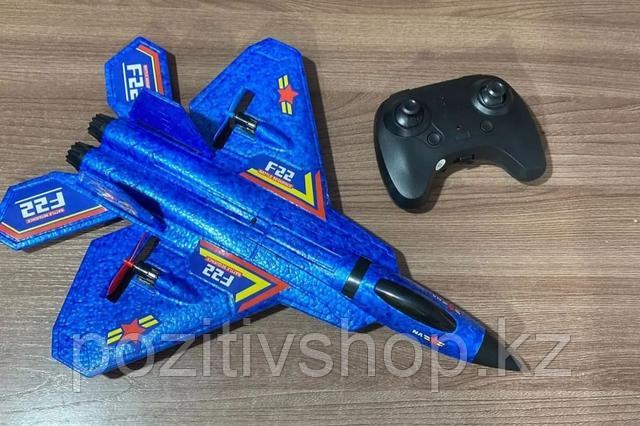 Радиоуправляемый самолет F-22 синий