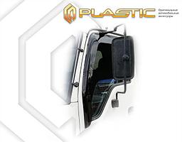 Дефлекторы окон (Ветровики) для Isuzu NQR 2007-2014