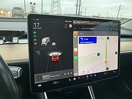 Беспроводной CarPlay для дисплея Tesla