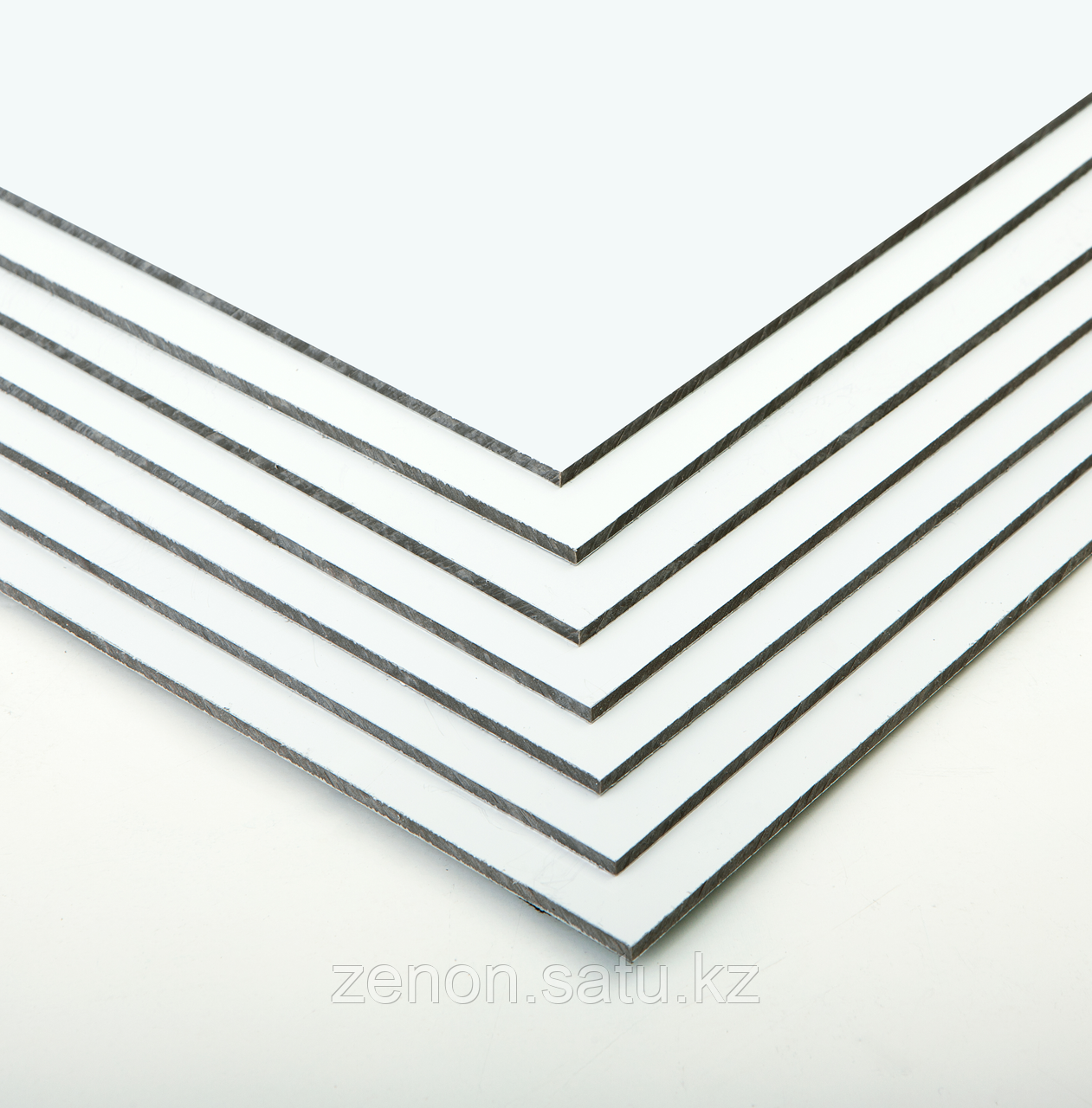Алюминиевые композитные панели Grossbond (АЛЮКОБОНД), полиэстер, толщина 3 мм, стенка 0.3 мм, 1.22 х 4 м белый, 1220 - фото 1 - id-p107025824