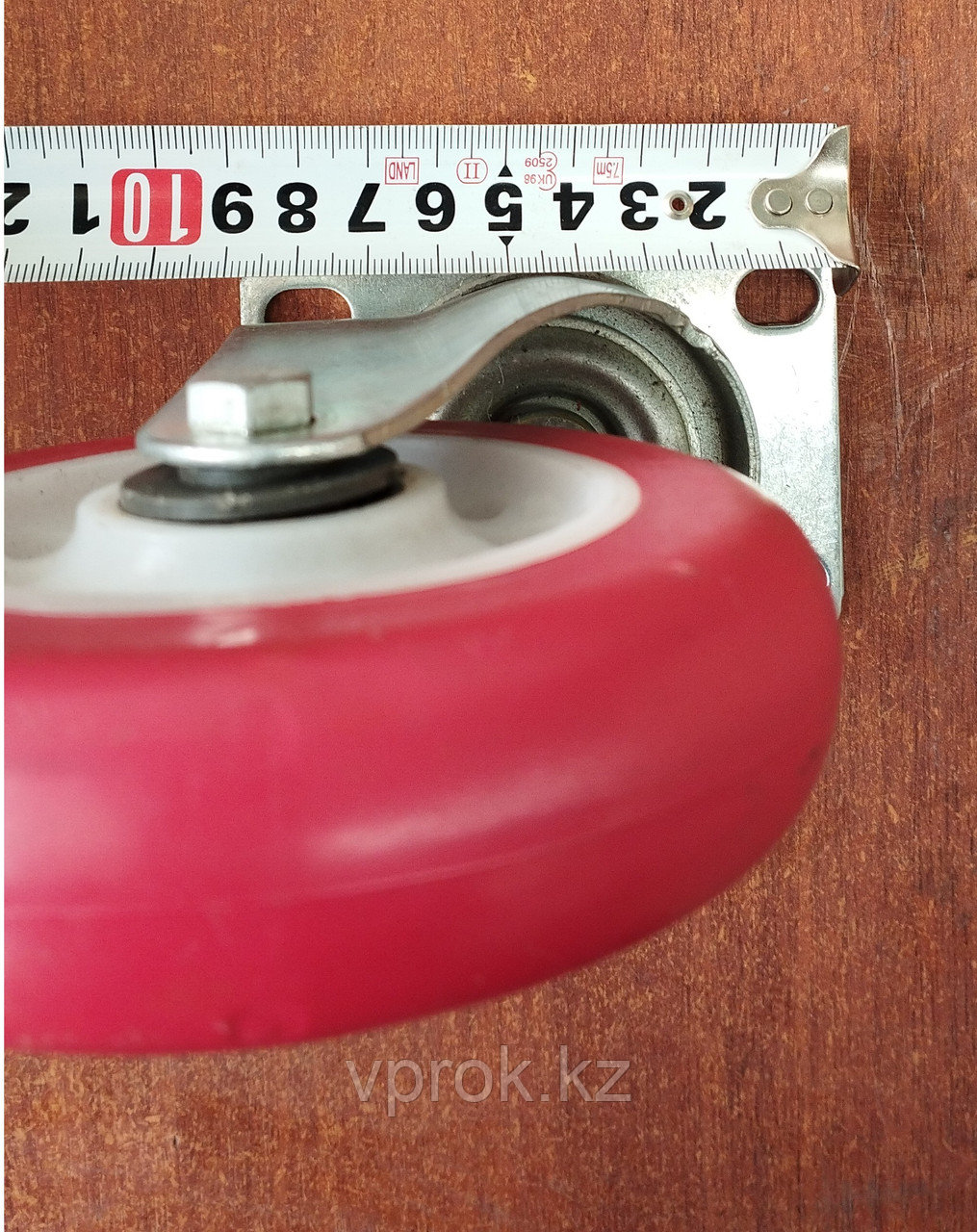 Колесо обрезиненное с площадкой, поворотное с подшипником диаметр d-75 мм, красный - фото 4 - id-p107244293